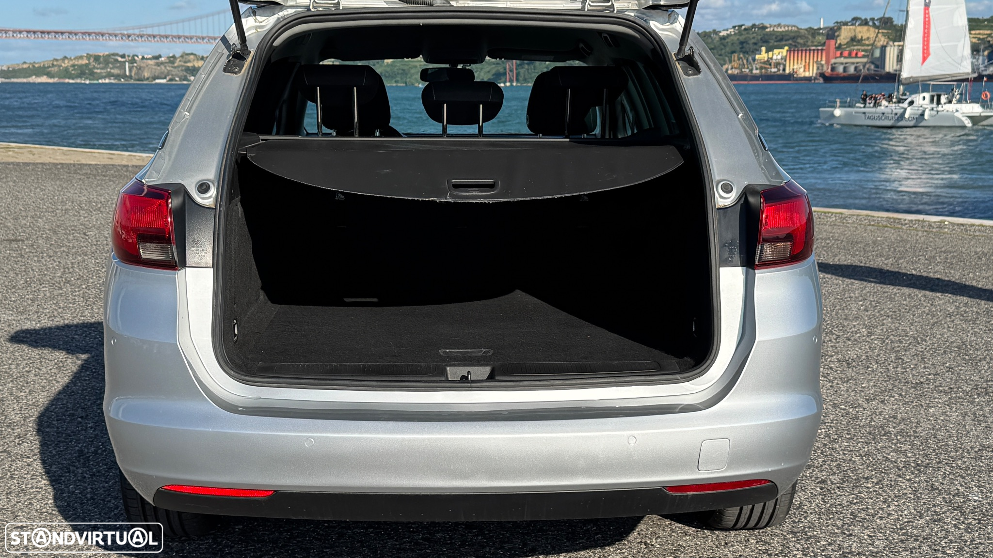 Opel Astra Sports Tourer 1.0 120 Anos S/S - 33