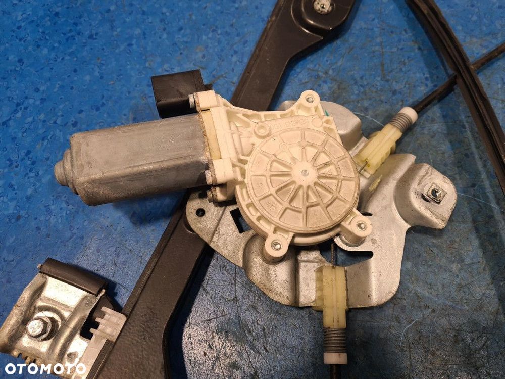 CHRYSLER 300C 3.0 CRD PODNOŚNIK SZYBY PRZÓD PRAWY - 3