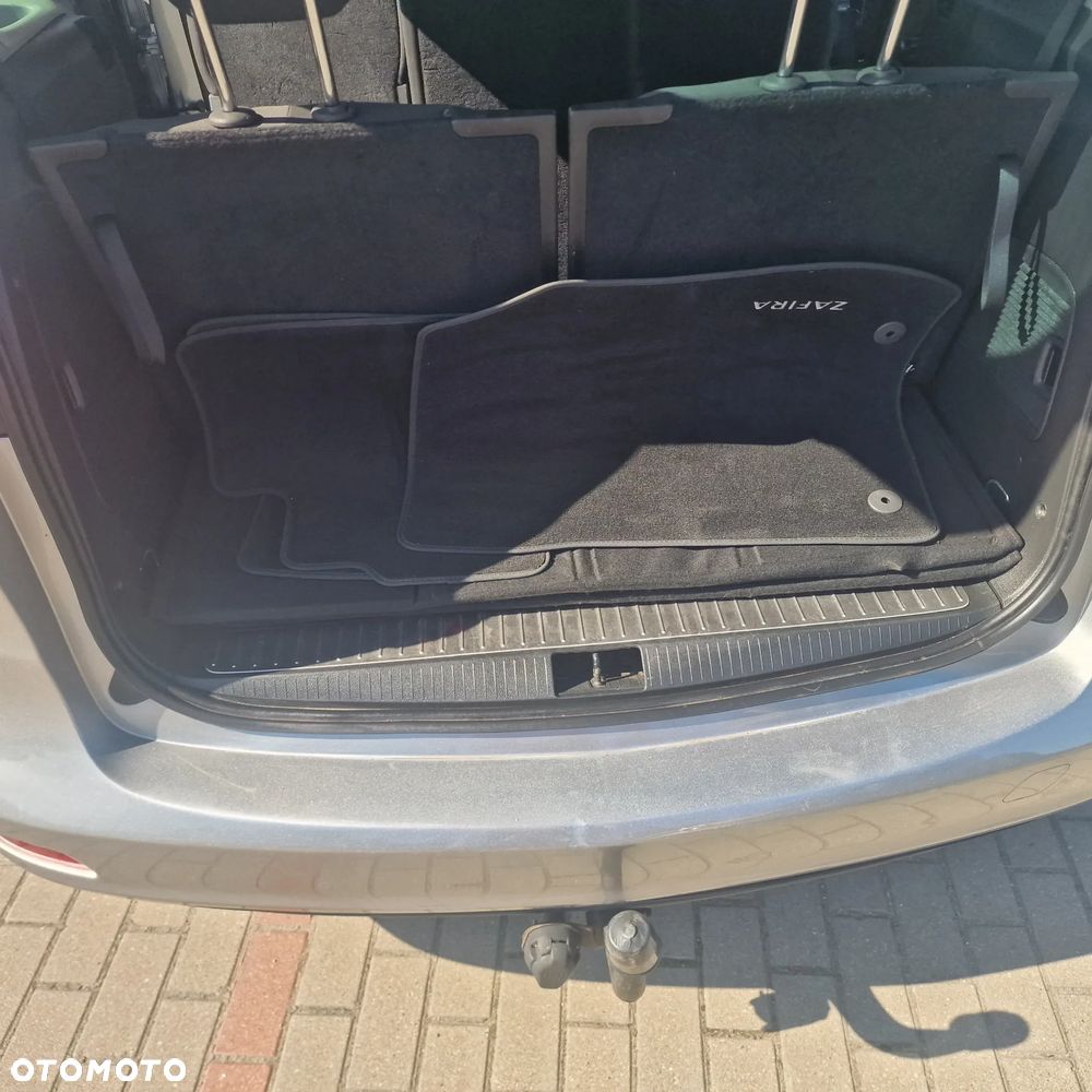 Opel Zafira - 8