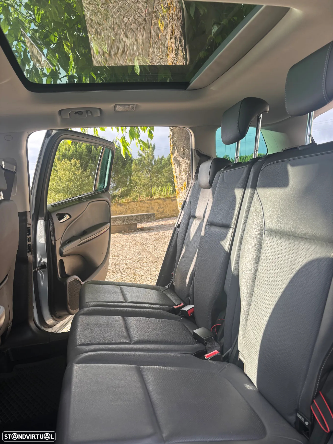 Opel Zafira 1.6 CDTi Executive - 30