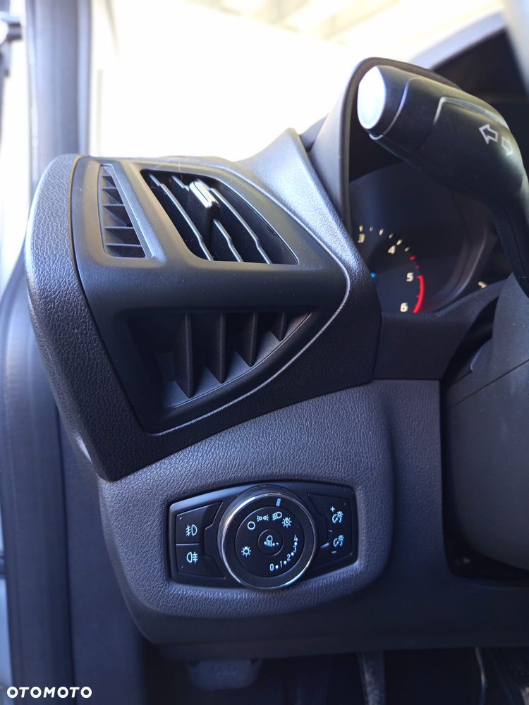 Ford Tourneo Connect Grand - 12