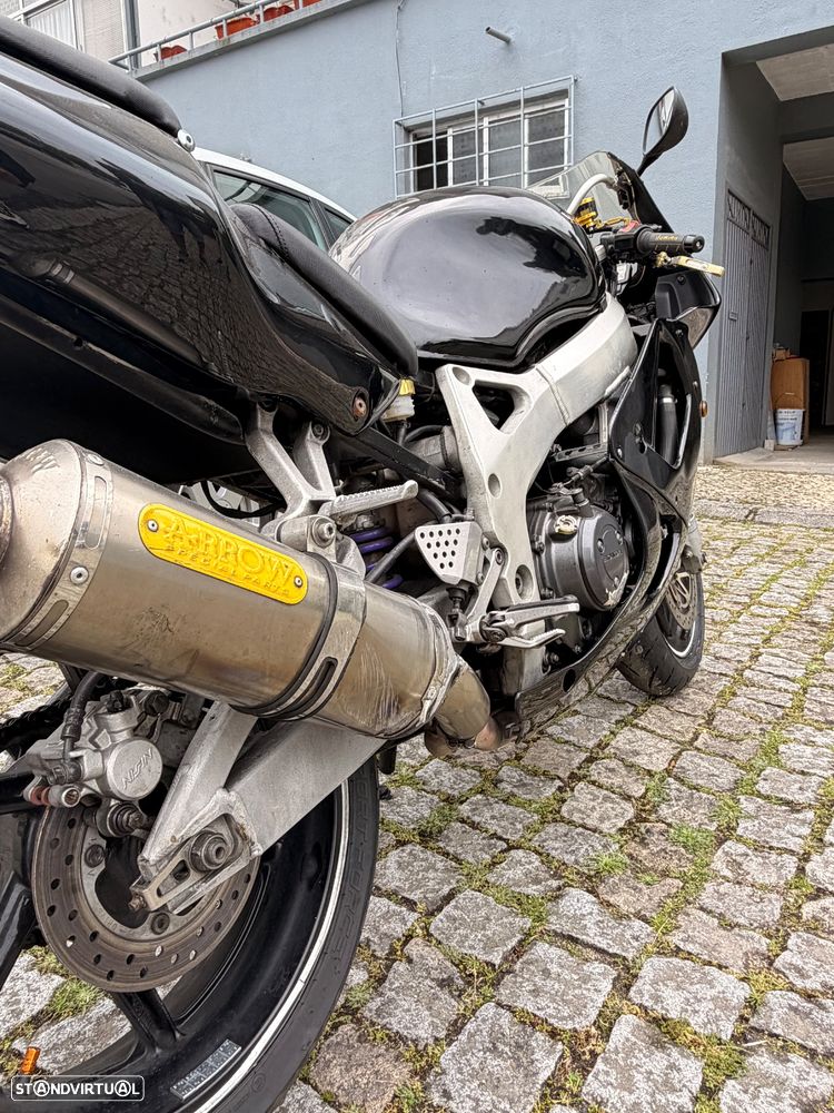 Honda CBR - 15