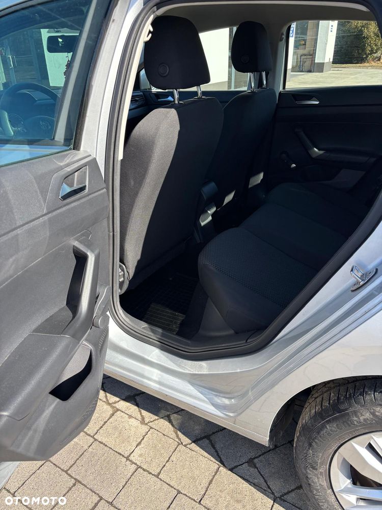 Volkswagen Polo 1.0 ACTIVE - 9