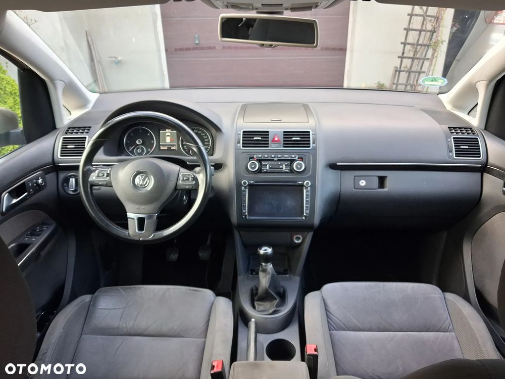 Volkswagen Touran 2.0 TDI DPF Life - 4