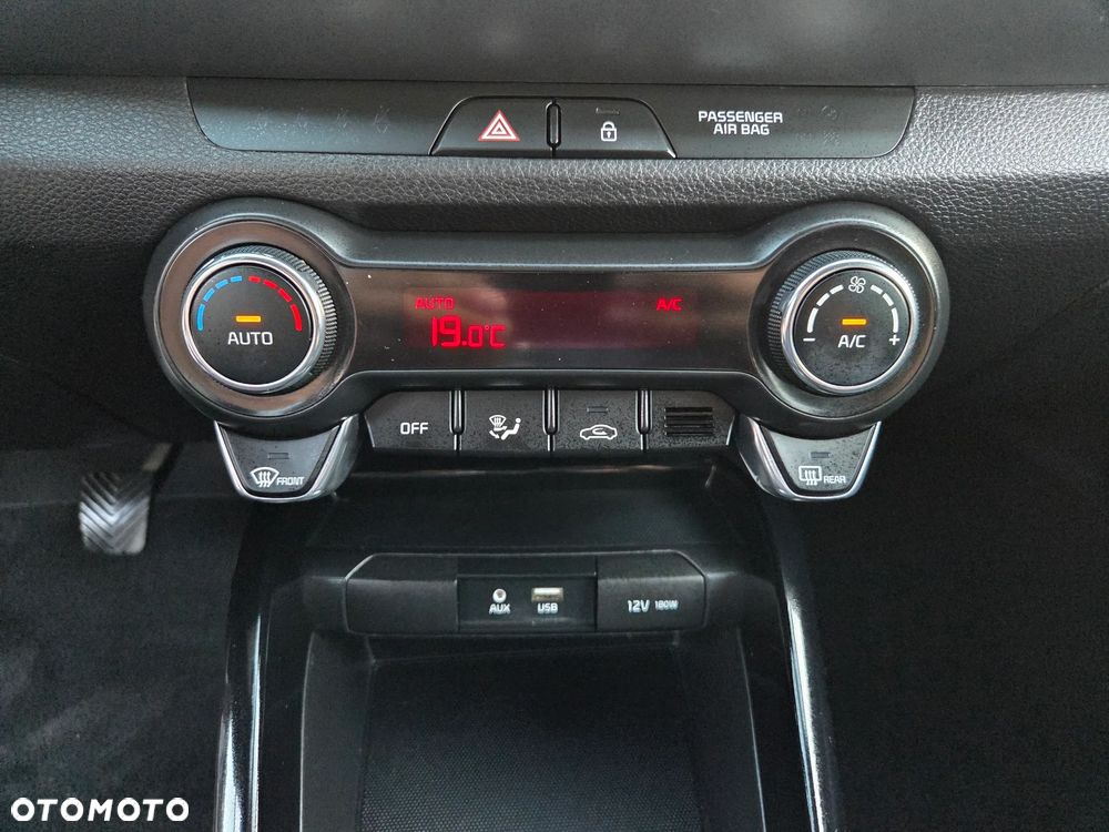Kia Stonic 1.2 Edition 7 - 28