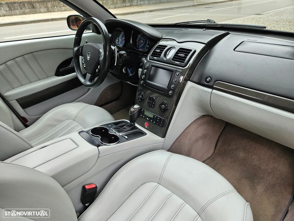 Maserati Quattroporte 4.2 V8 Sport GT Aut. - 21
