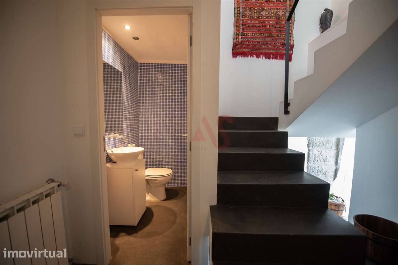 Moradia renovada T2 em Travassós, Fafe – Conforto, luminosidade e tran - Grande imagem: 5/7