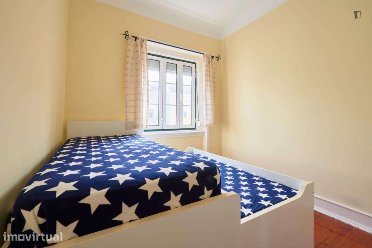 Apartamento com 3 quartos - localizado em Campo de Ourique Lisbon - Grande imagem: 2/60