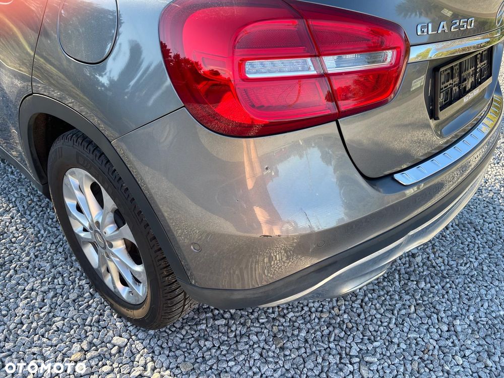 Mercedes-Benz GLA 250 7G-DCT Edition 1 - 19