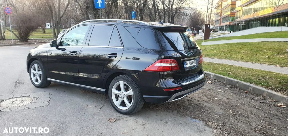 Mercedes-Benz ML 250 BlueTEC 4MATIC 7G-TRONIC - 2