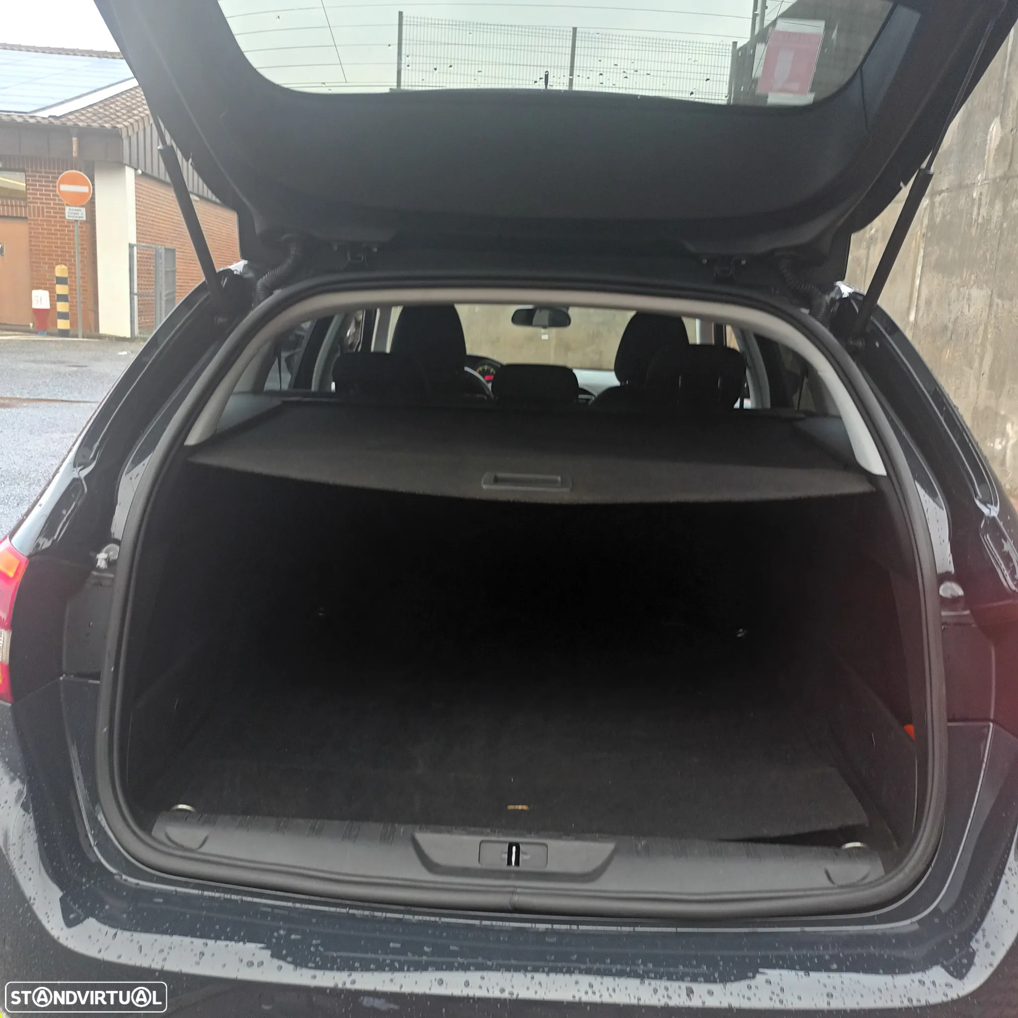 Peugeot 308 SW 1.5 BlueHDi Active J17 - 16