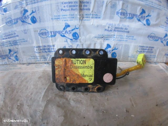 Interruptor 8610A047 MITSUBISHI L200 4X4 DAKAR ROLL 2007 2.5DI-D 4WD 136CV 4P CINZA AIRBAG - 2