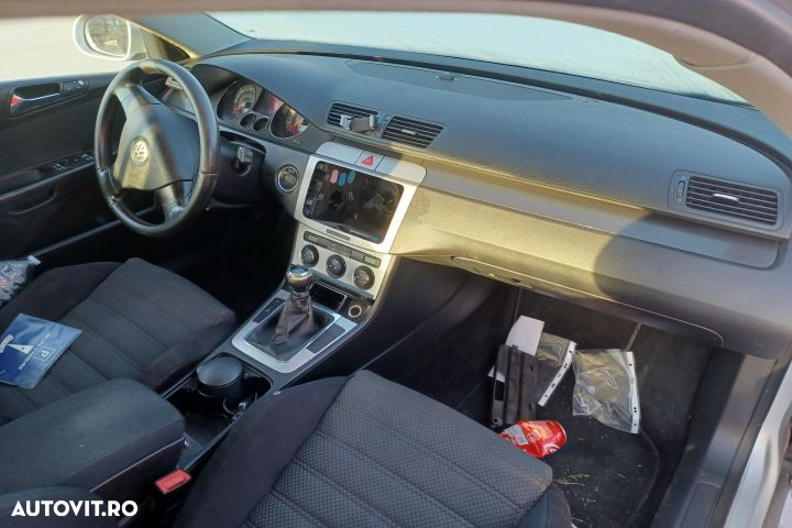 TULUMBA Volkswagen VW Passat B6  [din 2005 pana  2010] seria Sedan 4-usi 2.0 TDI MT (140 hp) - 4
