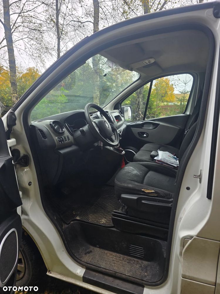 Renault Trafic - 14