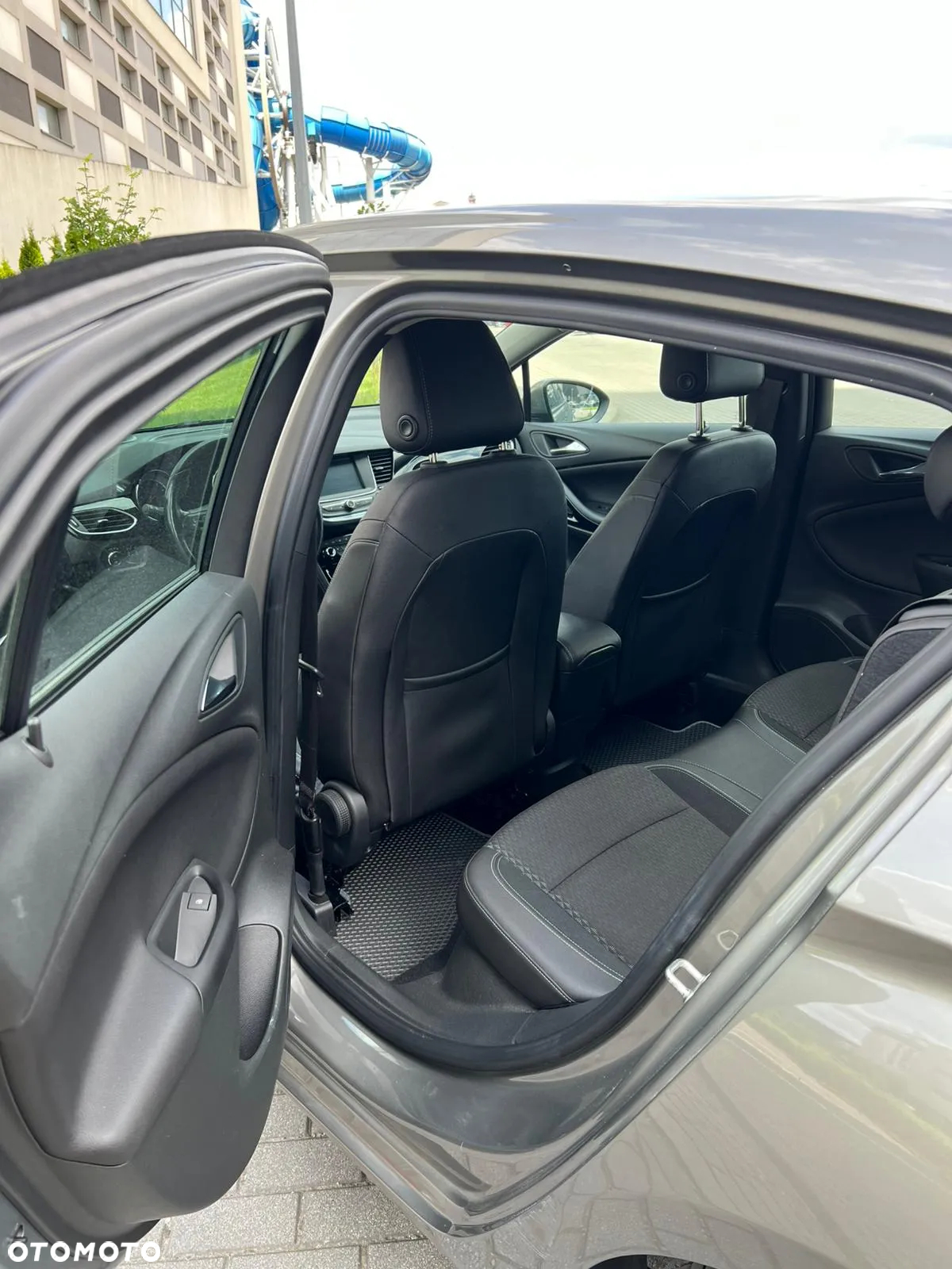 Opel Astra V 1.4 T Dynamic S&S - 8