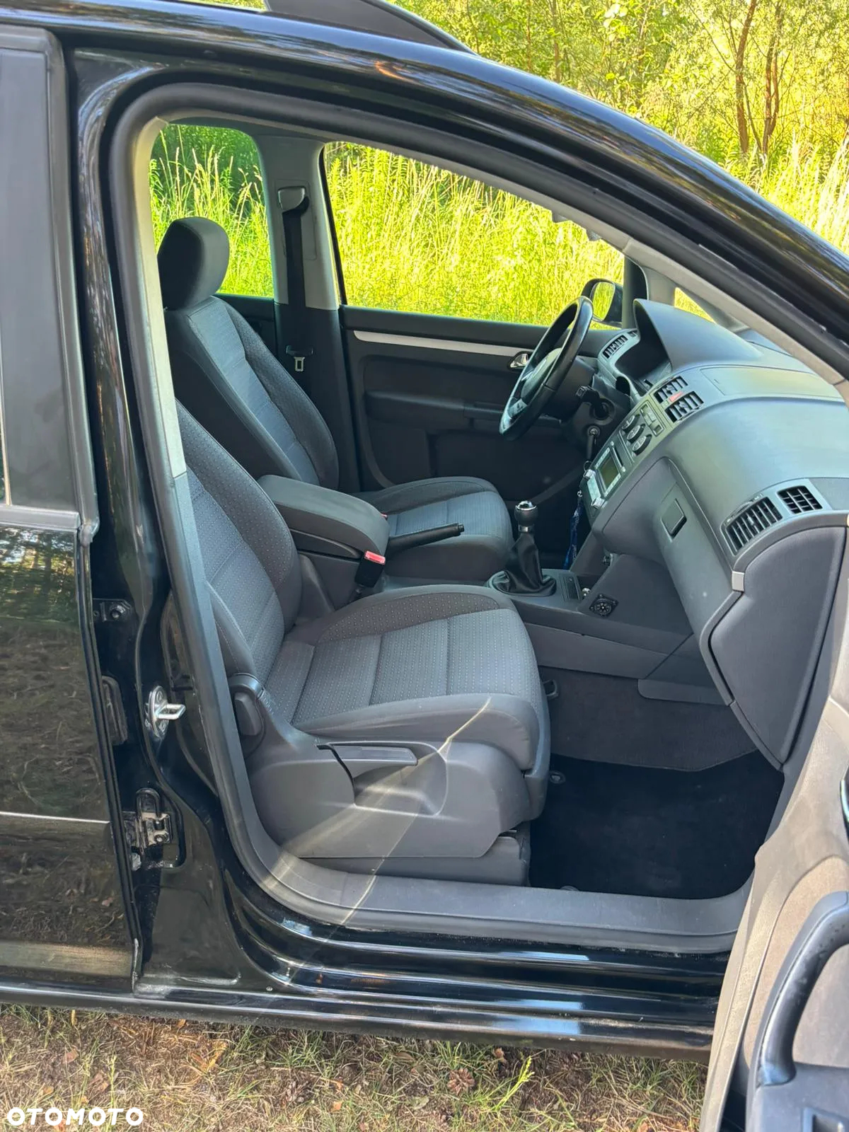 Volkswagen Touran 2.0 TDI DPF Comfortline - 10