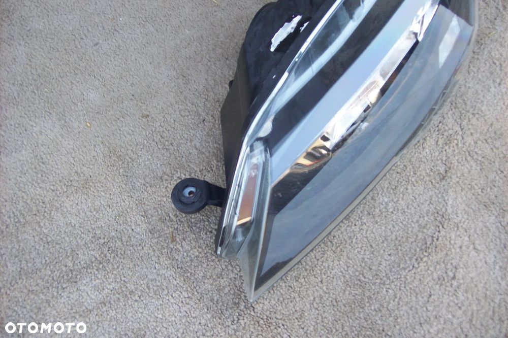 LAMPA PRZEDNIA LEWA SKODA SUPER B III EUROPA ROK 15/19 - 3