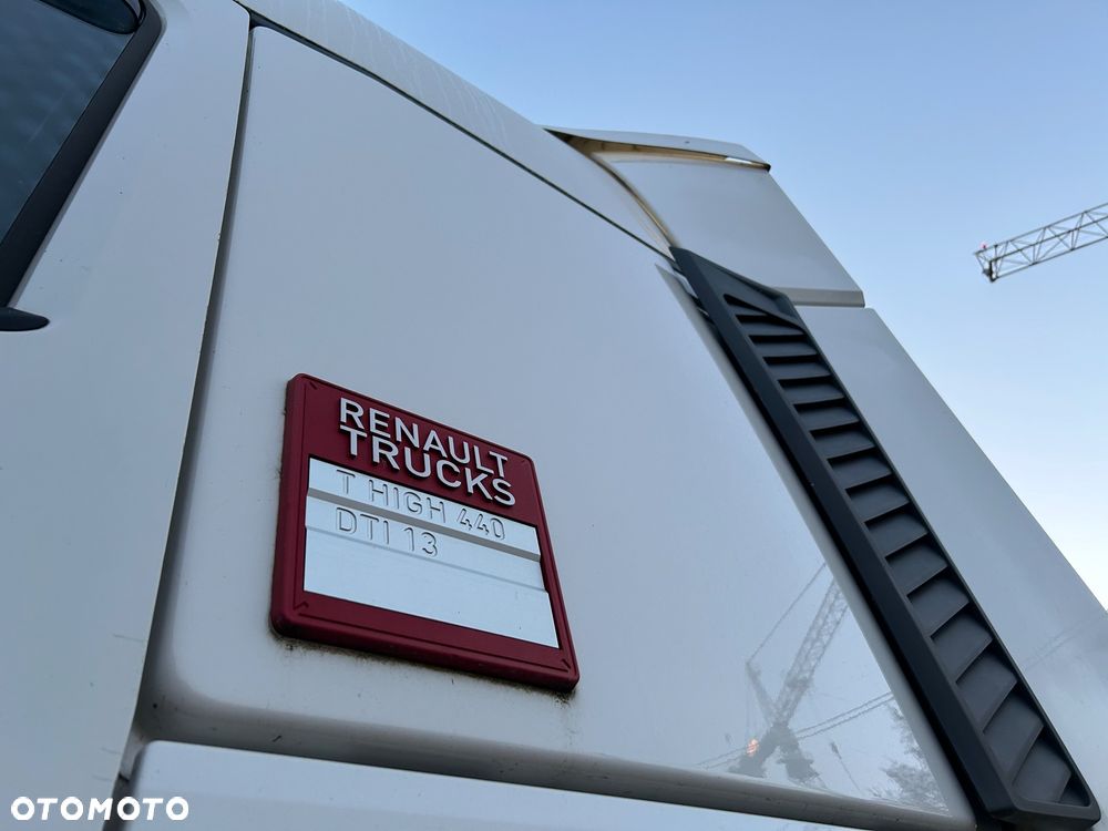 Renault HIGH GAMA T440 13l Volvo 2019 FULL SERWIS VIN: LD ! 13l STANDARD STANDARD / KLIMA POSTOJOWA / FULL OPCJA /  T520 T480 / TOP STAN GAMA T - 9