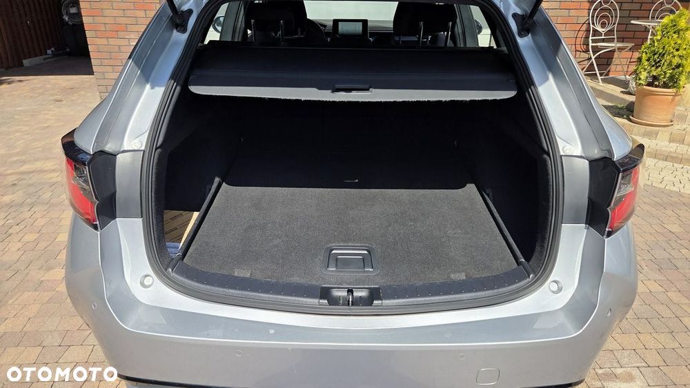 Toyota Corolla 1.8 Hybrid GPF Comfort - 11