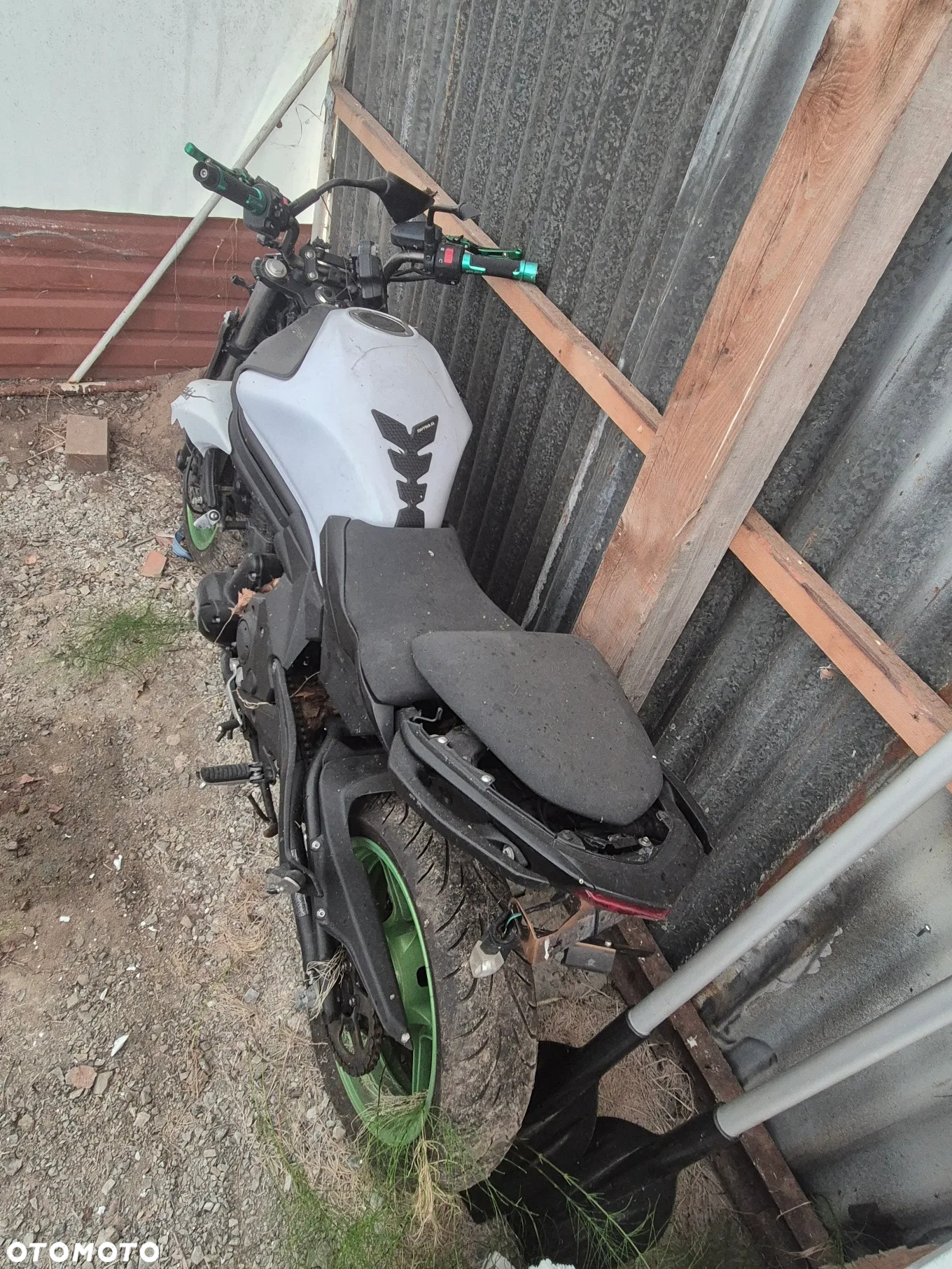 Kawasaki ER - 2