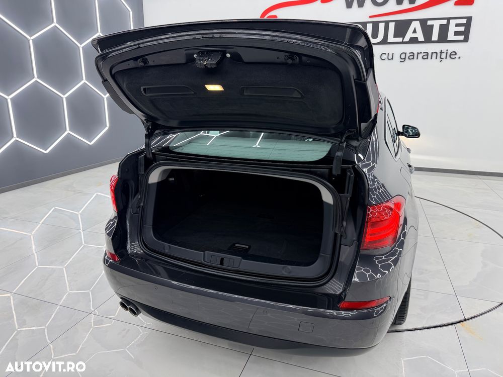 BMW Seria 5 520d Gran Turismo Aut. Luxury Line - 24