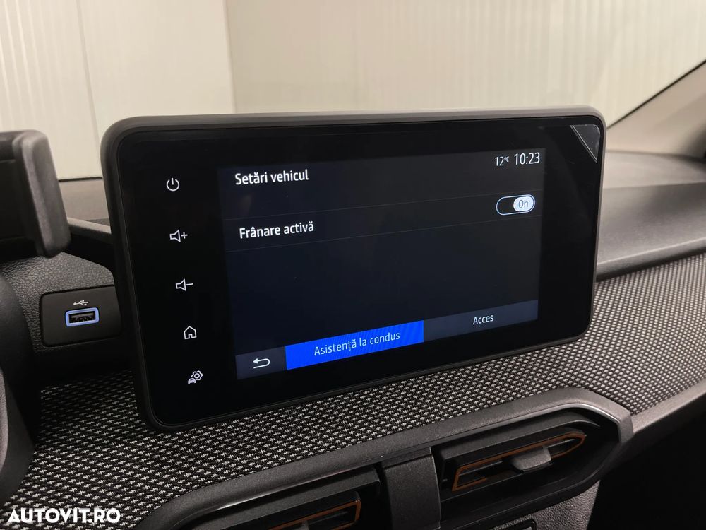 Dacia Sandero Stepway TCe 90 MT6 Comfort - 14