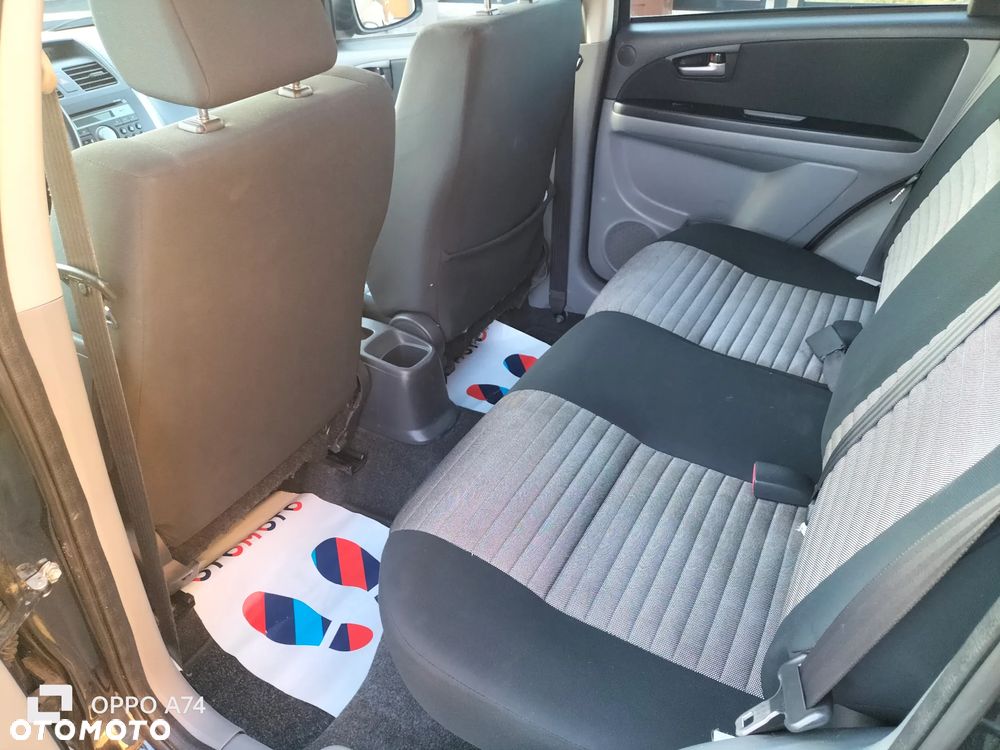 Suzuki SX4 1.6 VVT Streetline 4x2 Club - 10