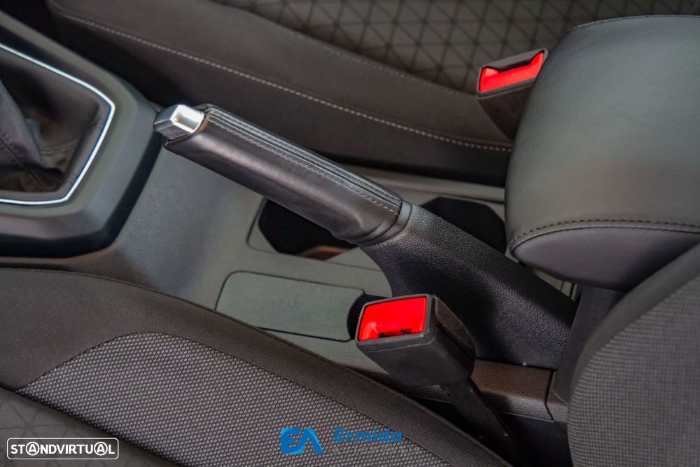 VW T-Cross 1.0 TSI - 42