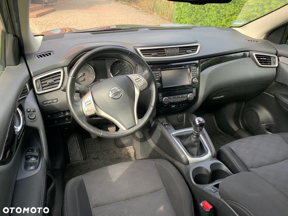 Nissan Qashqai 1.6 DCi 4x4 N-Connecta - 23