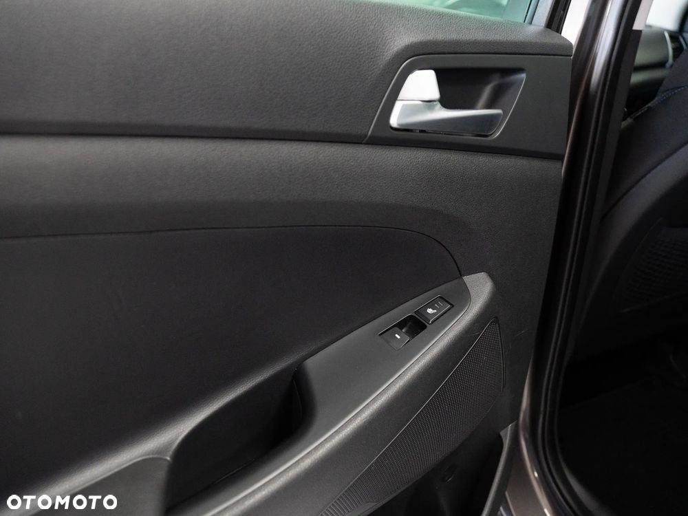 Hyundai Tucson 1.7 CRDI BlueDrive Style 2WD DCT - 25