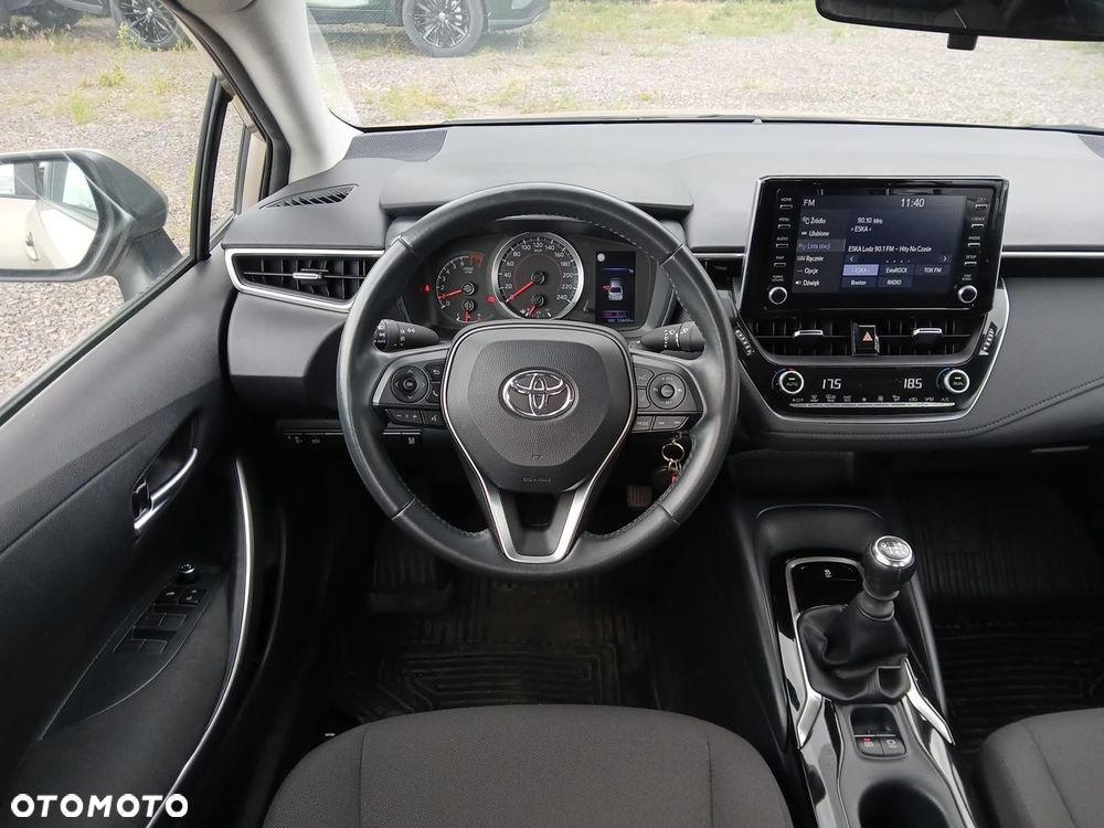 Toyota Corolla - 19