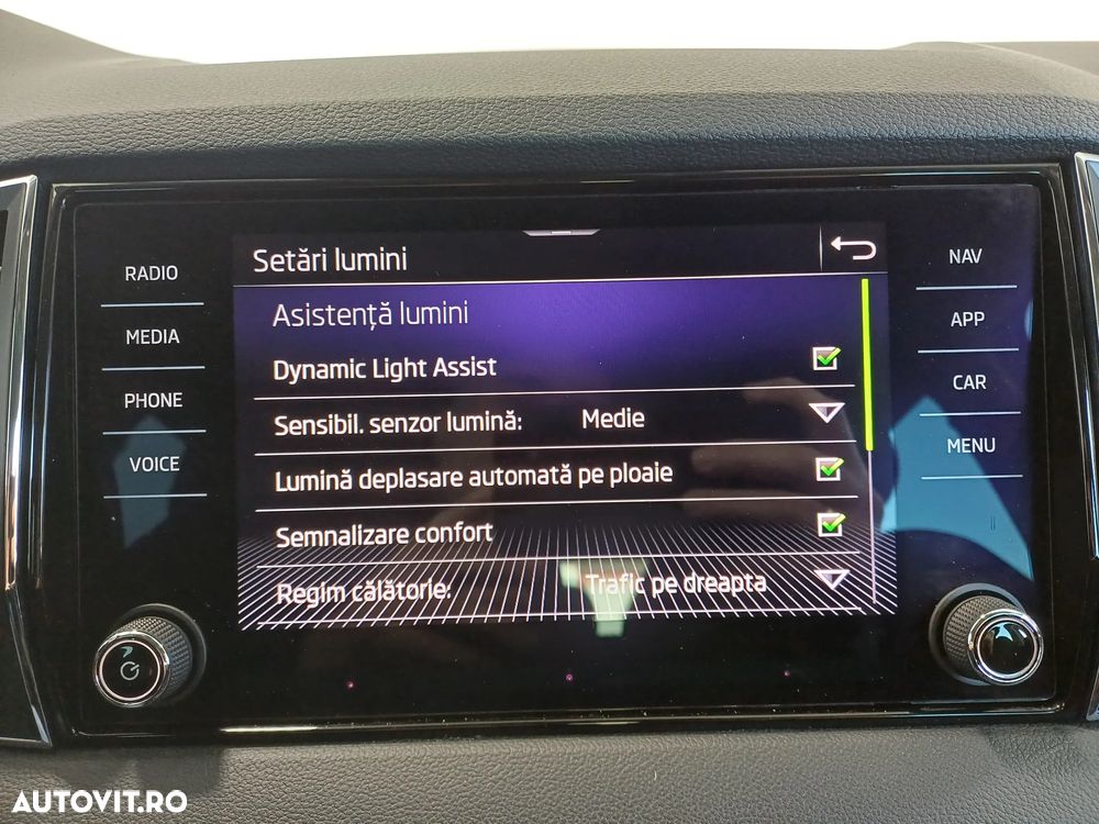 Skoda Karoq 1.5 TSI DSG Style - 25