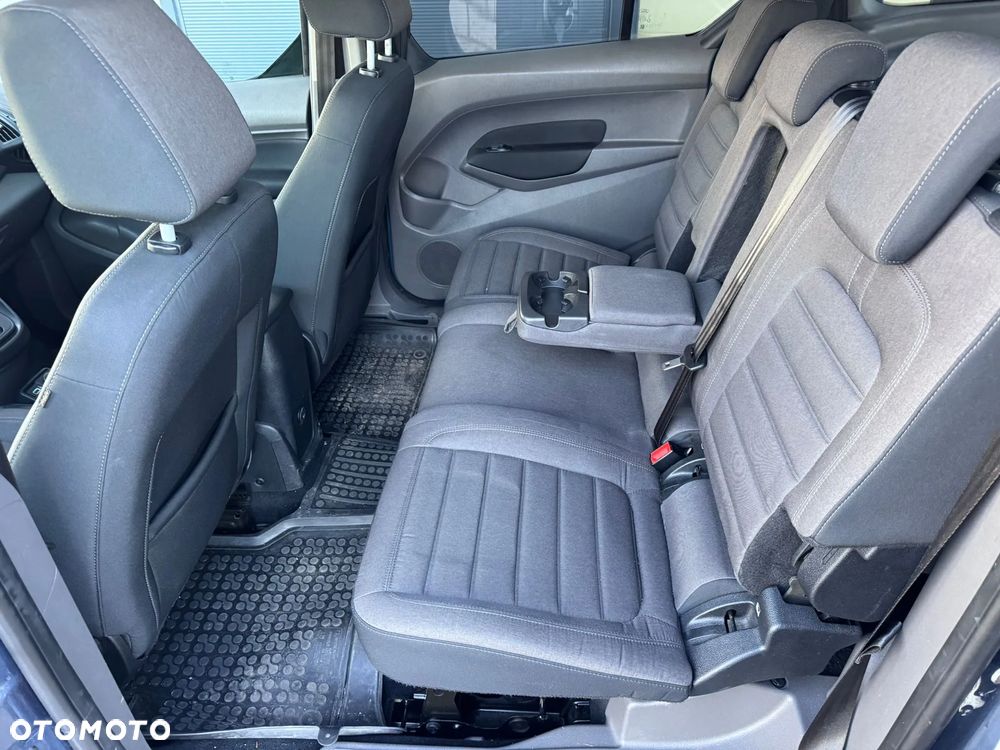 Ford Tourneo Connect Grand - 14