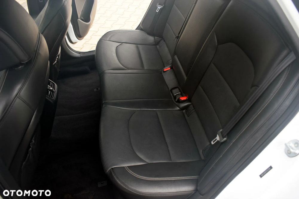 Hyundai Sonata - 7
