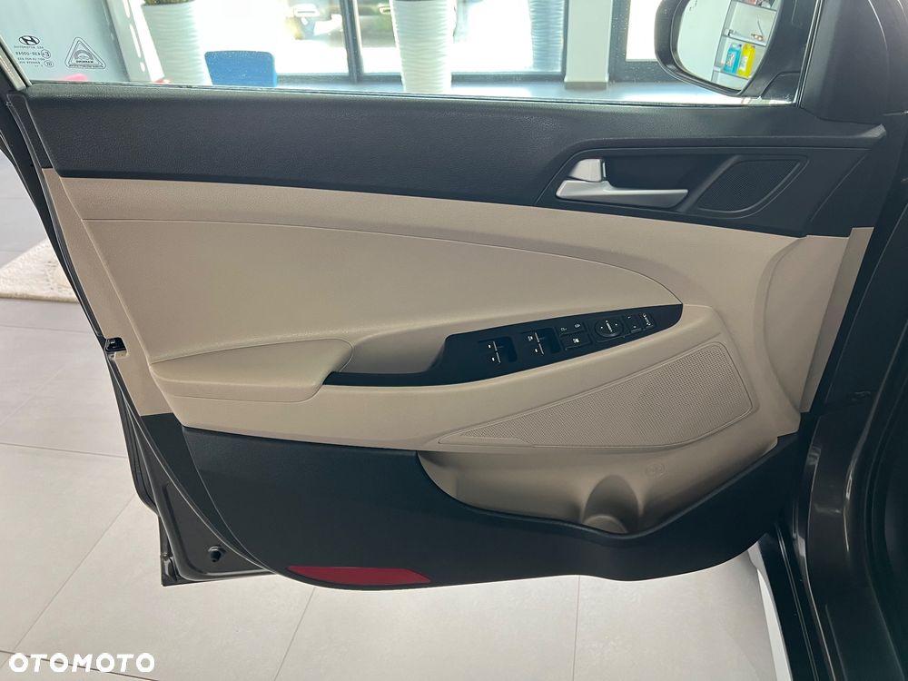 Hyundai Tucson - 24