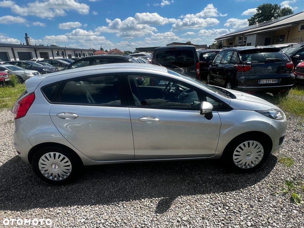 Ford Fiesta 1.6 TDCi Trend - 11