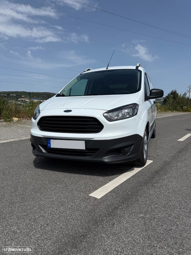 Ford Transit Courier - 1