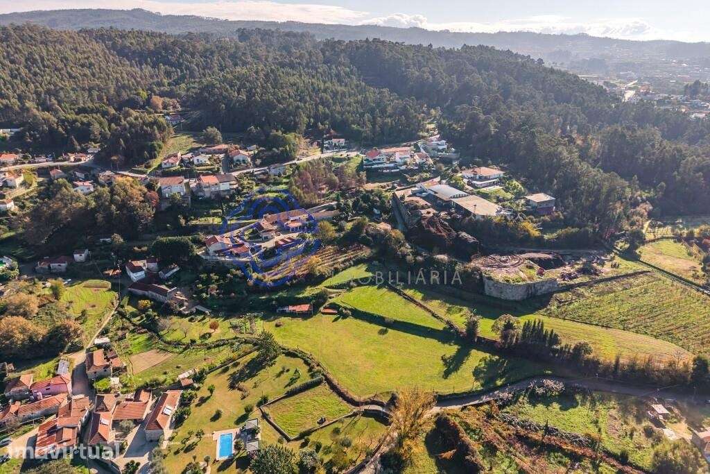 Venda de Quinta em Paço de Sousa com 11.000m2 - Grande imagem: 4/48