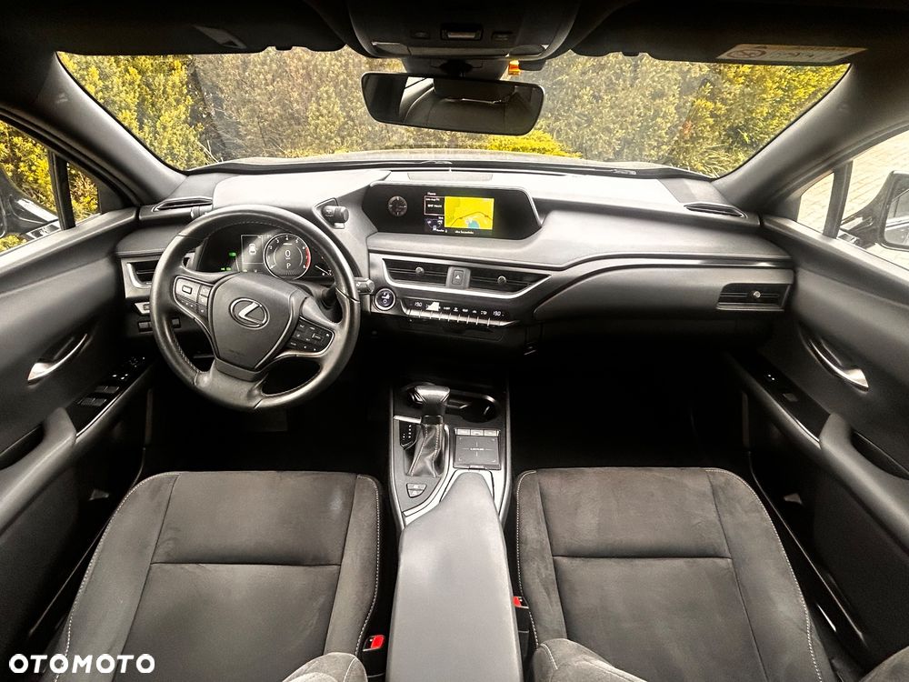 Lexus UX 250h (E-FOUR) Executive Line - 7