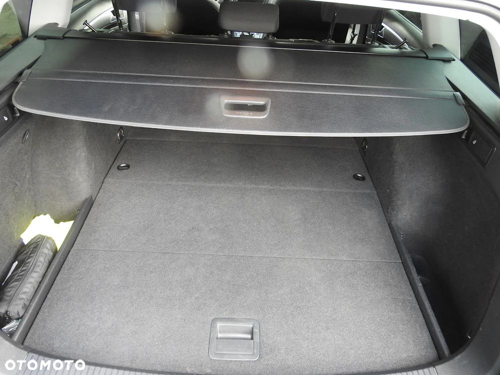 Volkswagen Golf - 26
