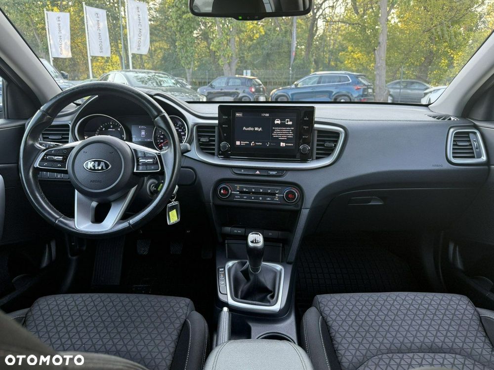 Kia Ceed - 19
