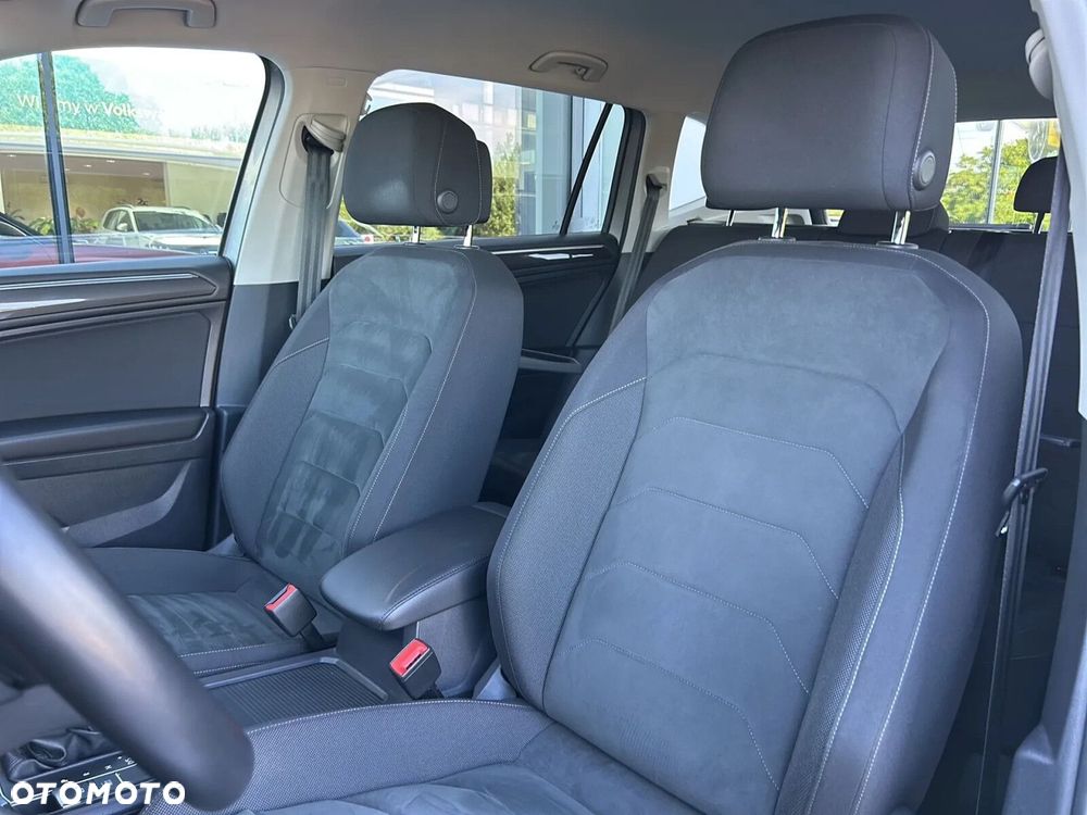 Volkswagen Tiguan Allspace 2.0 TSI 4Mot Highline DSG - 9