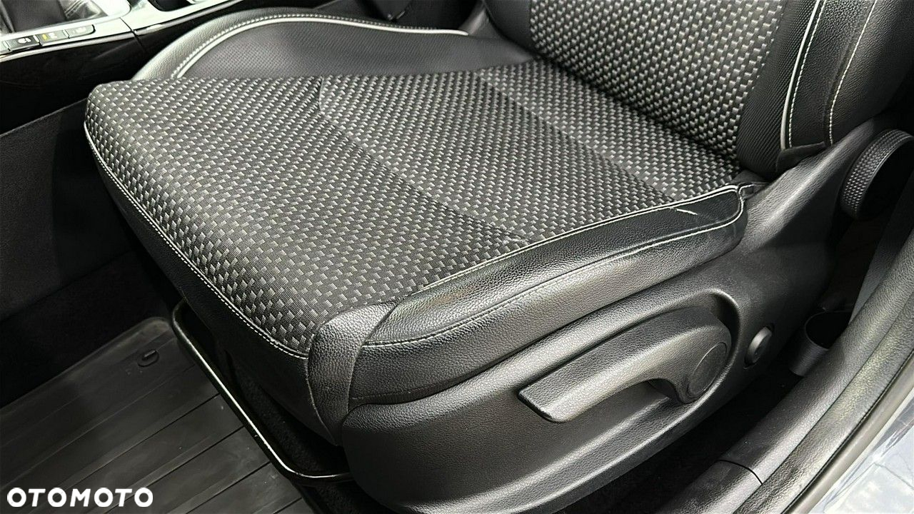 Kia Ceed 1.4 T-GDI L Business Line - 17