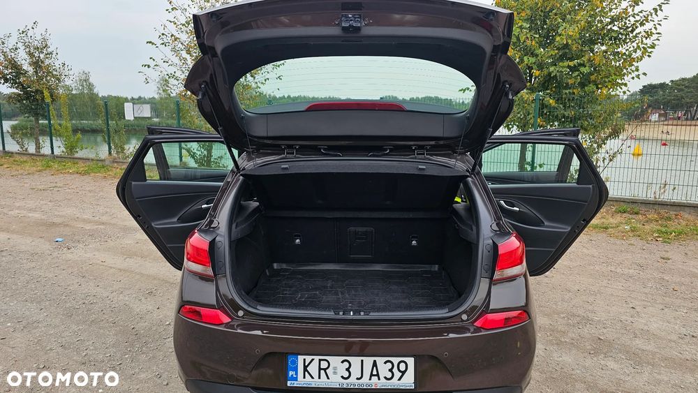 Hyundai i30 1.4 Comfort - 21