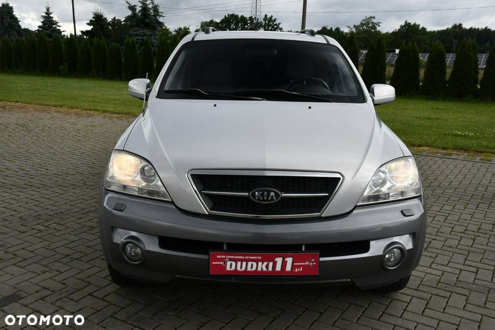 Kia Sorento - 4