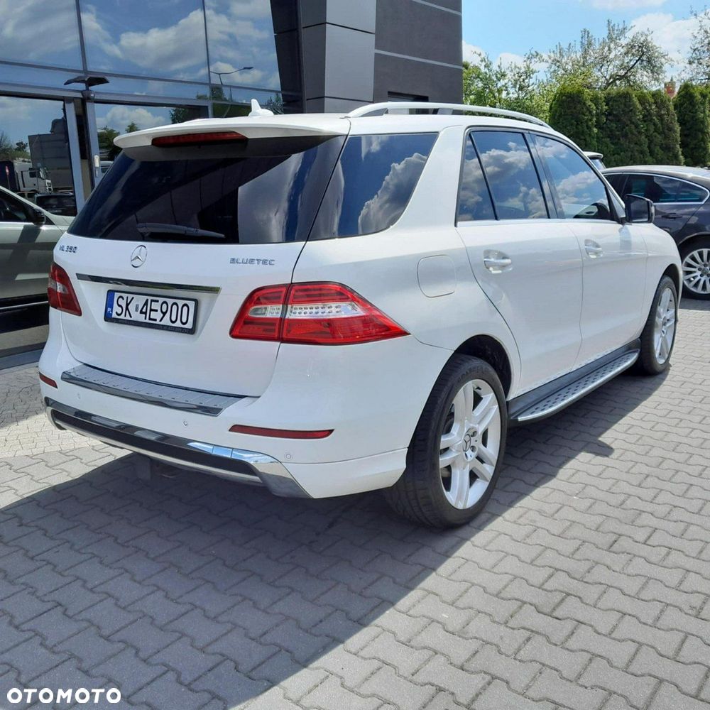 Mercedes-Benz ML 350 BlueTEC 4MATIC 7G-TRONIC - 3