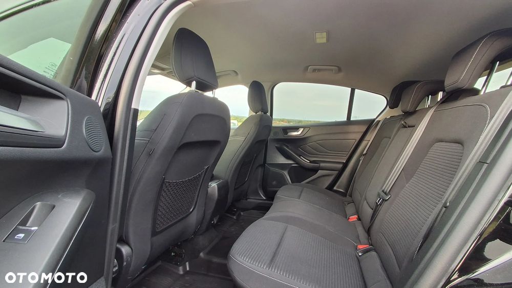 Ford Focus - 16