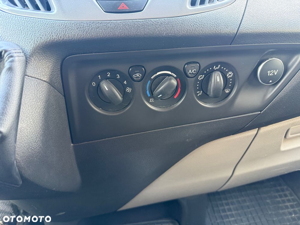 Ford Transit Custom 290 L1H1 Limited - 19
