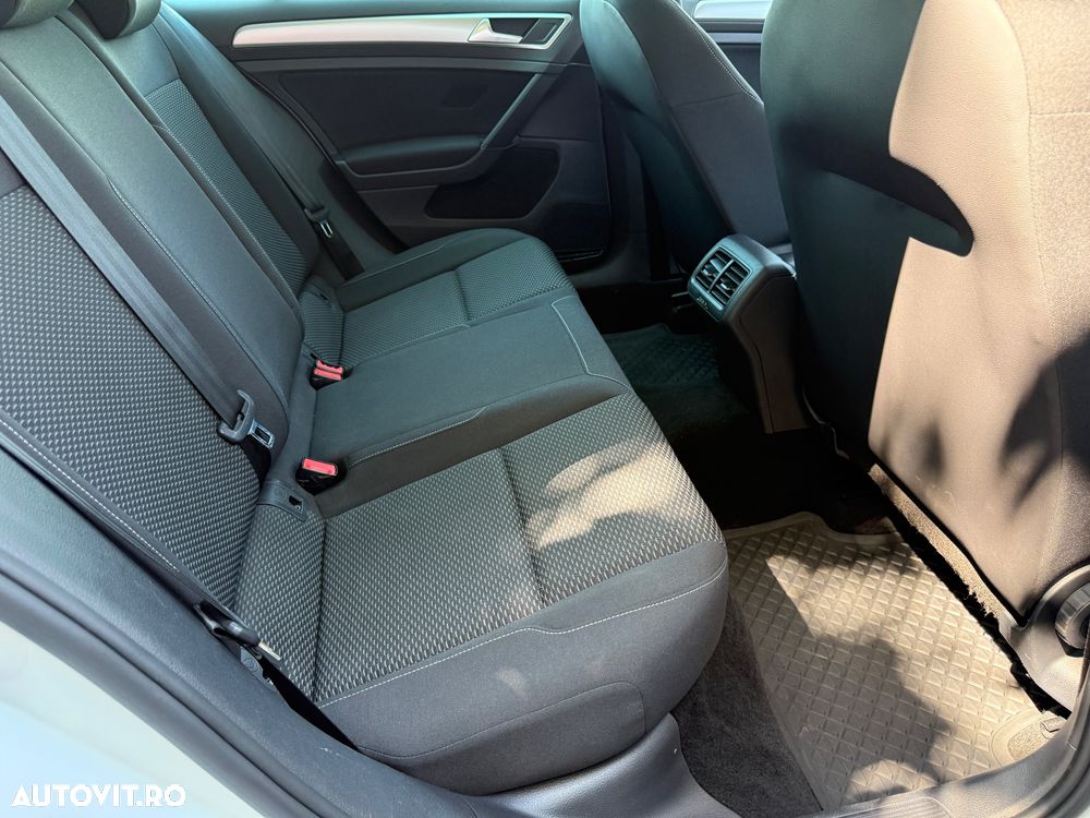 Volkswagen Golf 1.5 TSI BlueMotion ACT Comfortline - 14