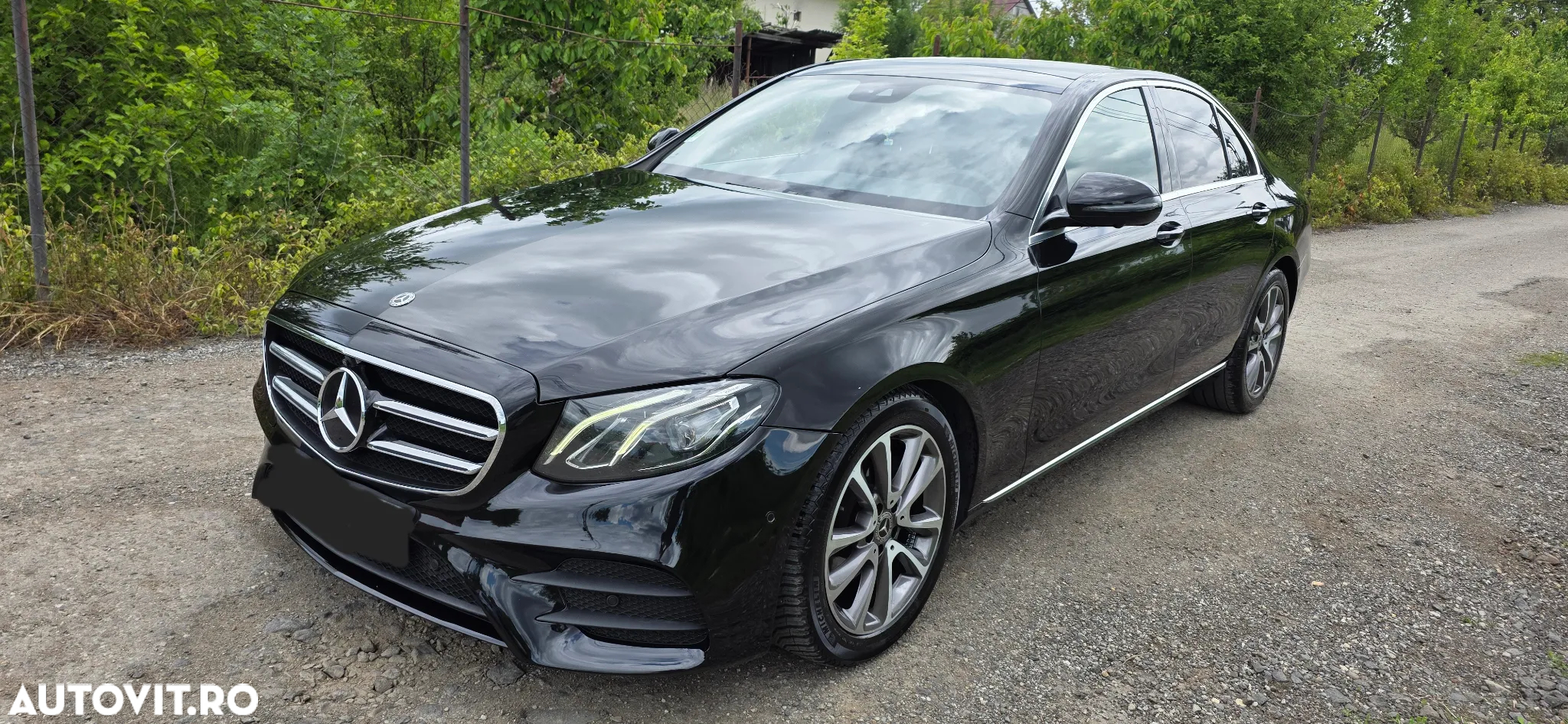Mercedes-Benz E 220 d 9G-TRONIC AMG Line - 3